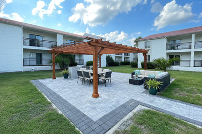 Outdoor Super Deck Redwood Pergola